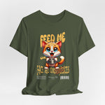 The FEED ME t-shirt in militarygreen — tough and sarcastic, like a cat ready for battle.